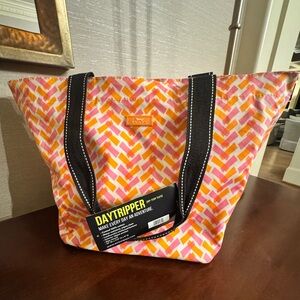 Scout daytripper zip top tote shoulder bag